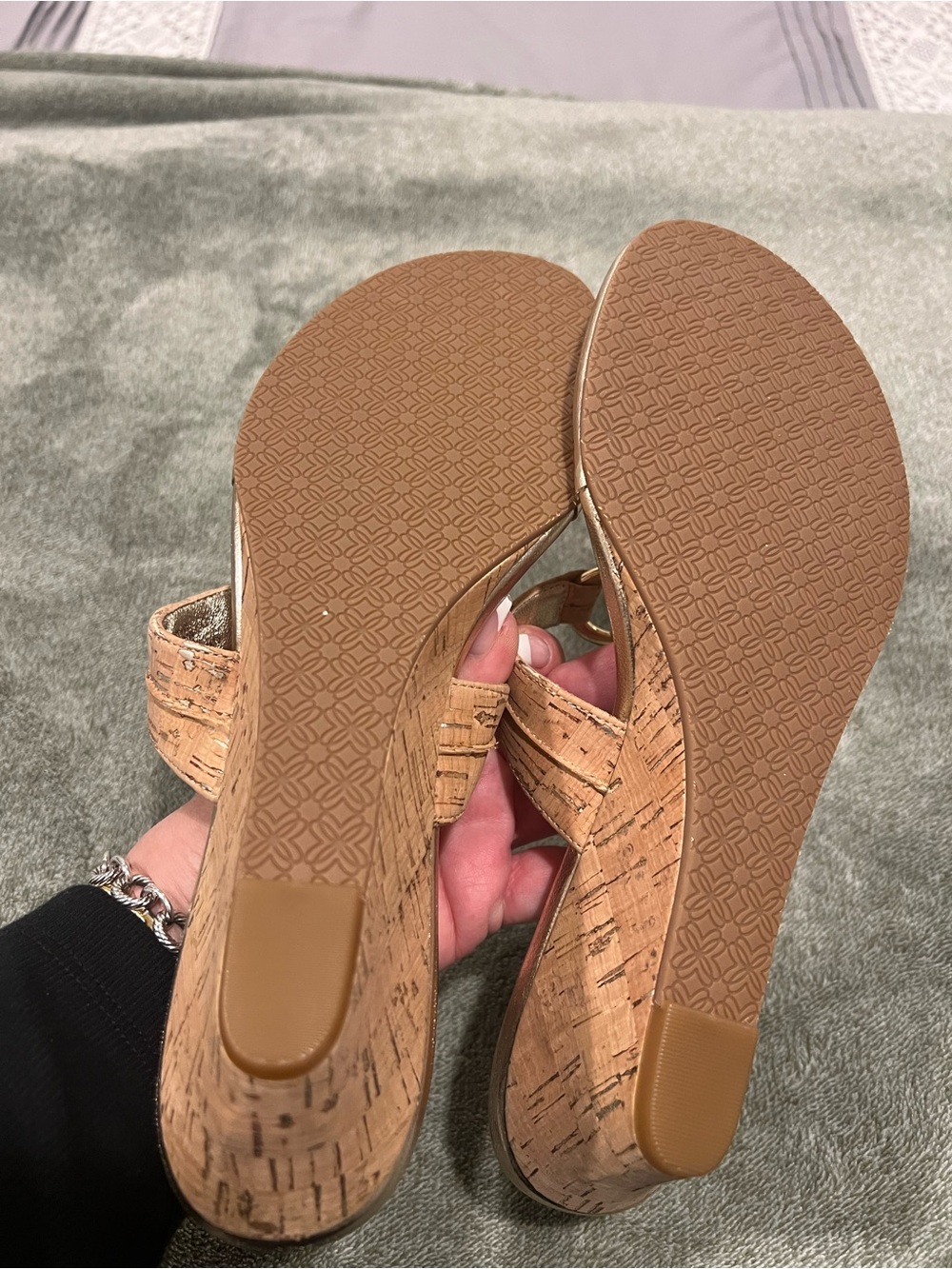 Lilly Pulitzer Metallic Bronze Thong Sandals with Cork-Style Straps - Picture 5 of 6